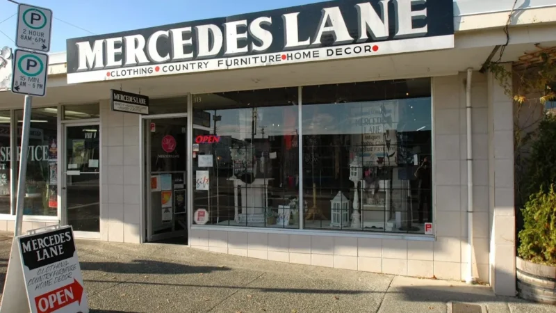 Mercedes Lane Fashions