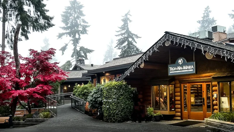 Tigh-Na-Mara Seaside Spa Resort & Conference Centre