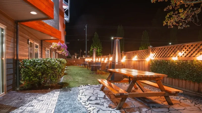 Coast Parksville Hotel